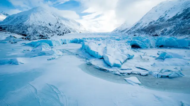 A Winter Getaway in the Wilds of Alaska